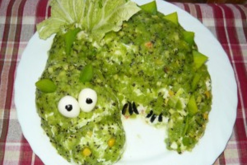 Новогодний салат “Дракоша”
