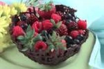 Кружевная шоколадная ваза