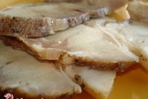 Буженина в луке