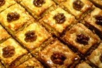 Слоеный ореховый пирог