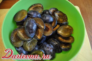 пирог со сливами