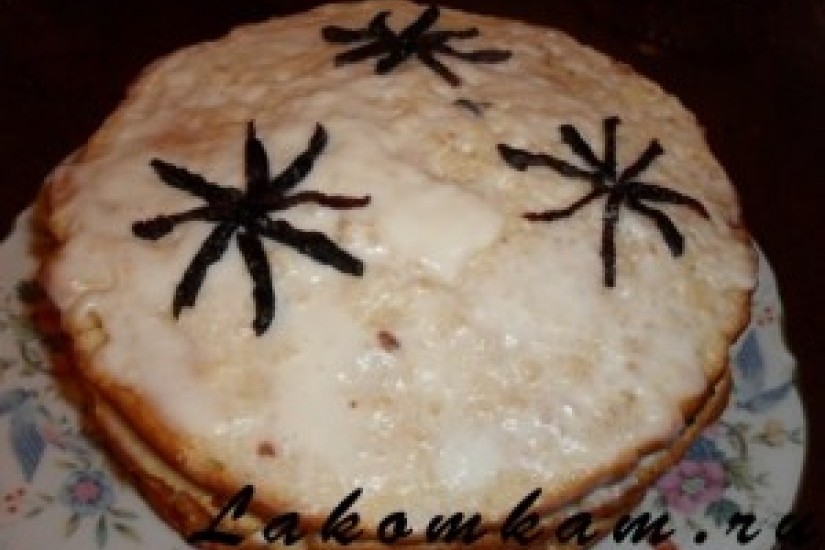 Медовый торт с черносливом