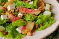 Салат с персиками