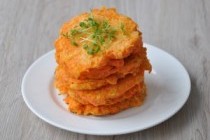 Морковные оладьи
