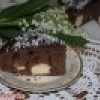Шоколадный пирог с творожными шариками