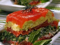 мильфей с помидораами и авокадо