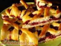 вишневый пирог с дрожжевым тестом