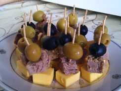 сыр, мясо, оливки сыр, мясо, оливки
