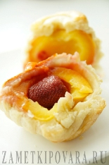 персики в тесте