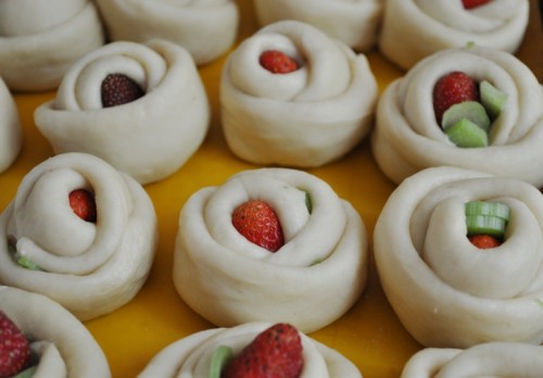 как приготовить булочки на завтрак