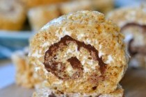 Десерты почти без выпечки - рулет на скорую руку