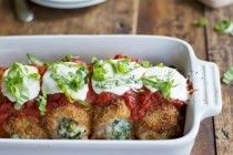 Куриные рулетики с сыром: рецепт с фото