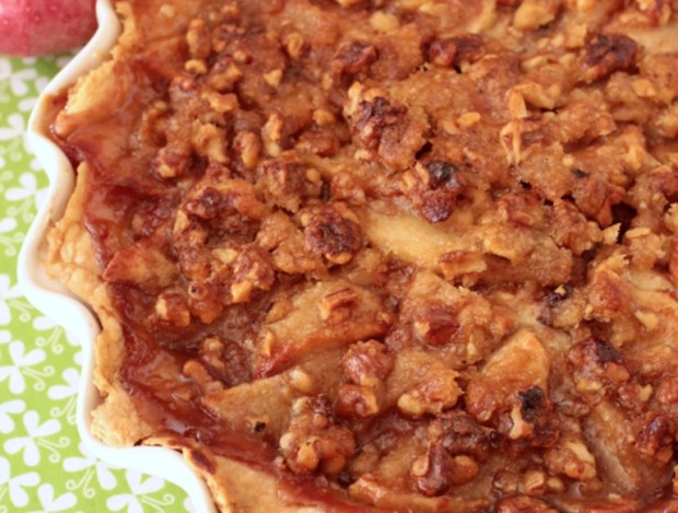 яблочный пирог с карамелью