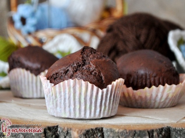 шоколадные маффины с бананом