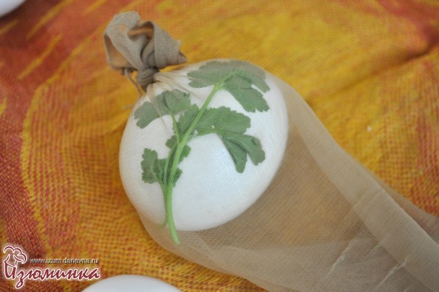 как красить яйца