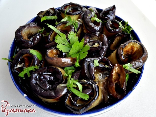 как приготовить рулетики из баклажанов как приготовить рулетики из баклажанов