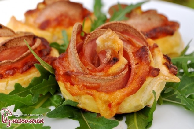 розы из слоеного теста розы из слоеного теста