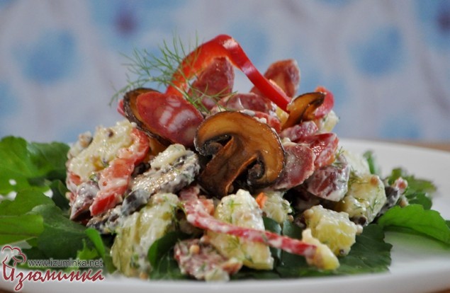 картофельный салат с шампиньонами