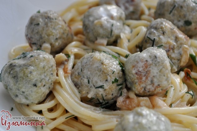 паста с фрикадельками