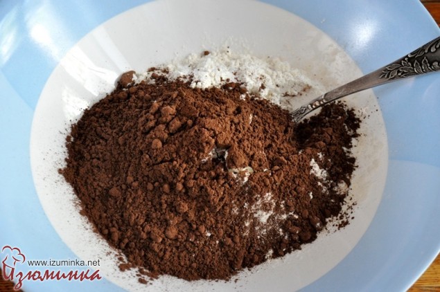 маффины со смородиной