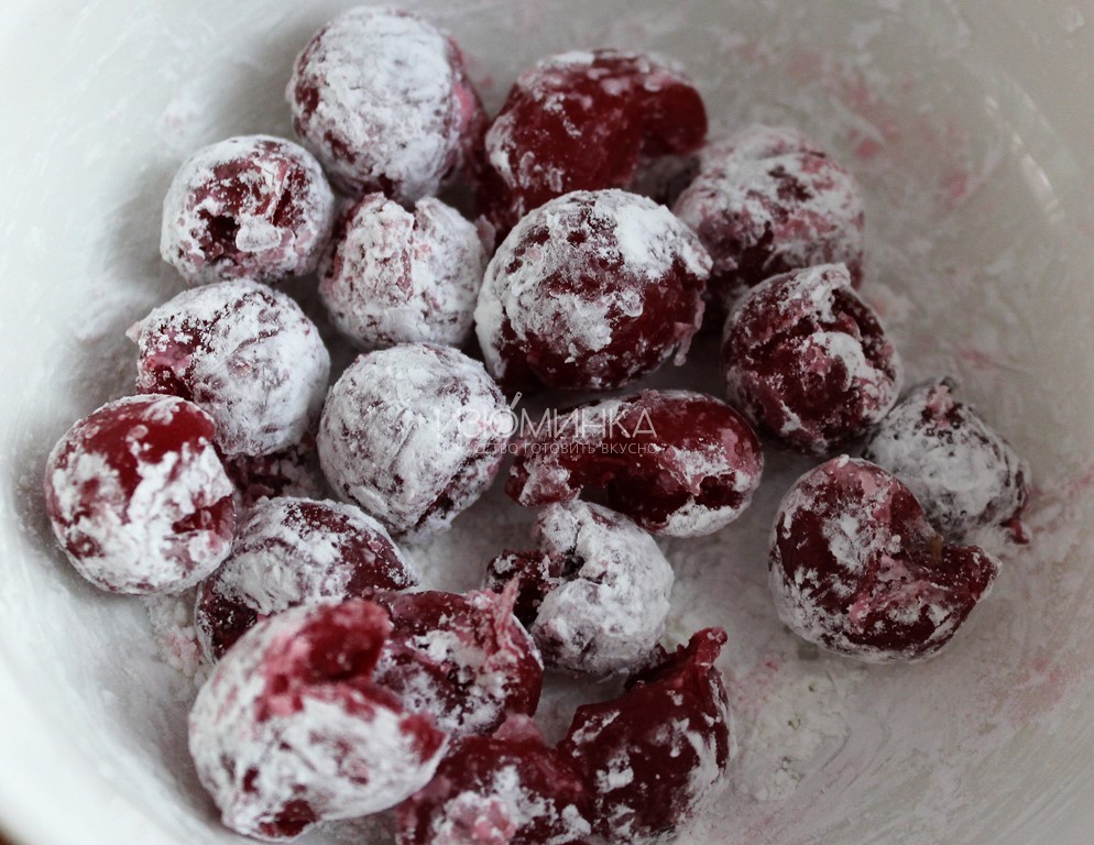 ленивые вареники с вишней ленивые вареники с вишней