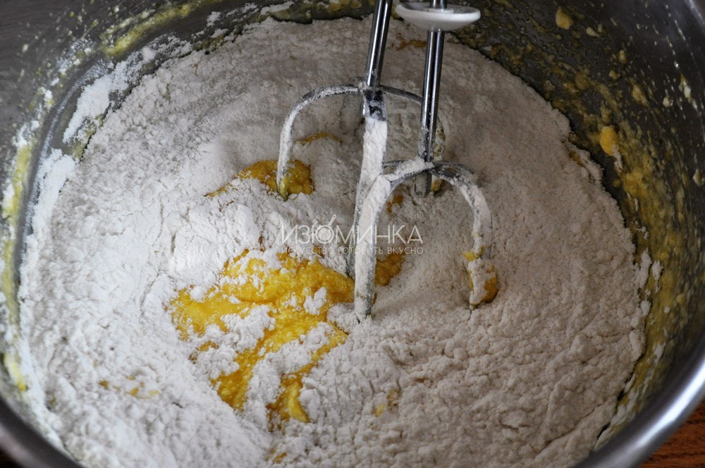 пирог с клубникой