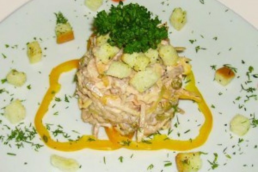 Салат с языком