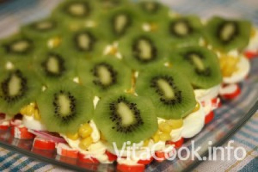 Салат с киви