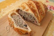 Паштет из свинины с грибами, запечённый в тесте