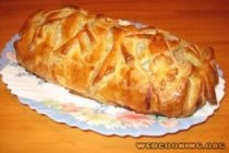 Мясной рулет в тесте