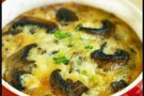 Фритата с шампиньонами, луком и баклажанами