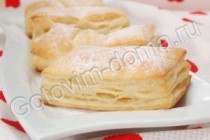 Слоеные язычки и бантики