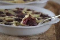 Клафути с черешней